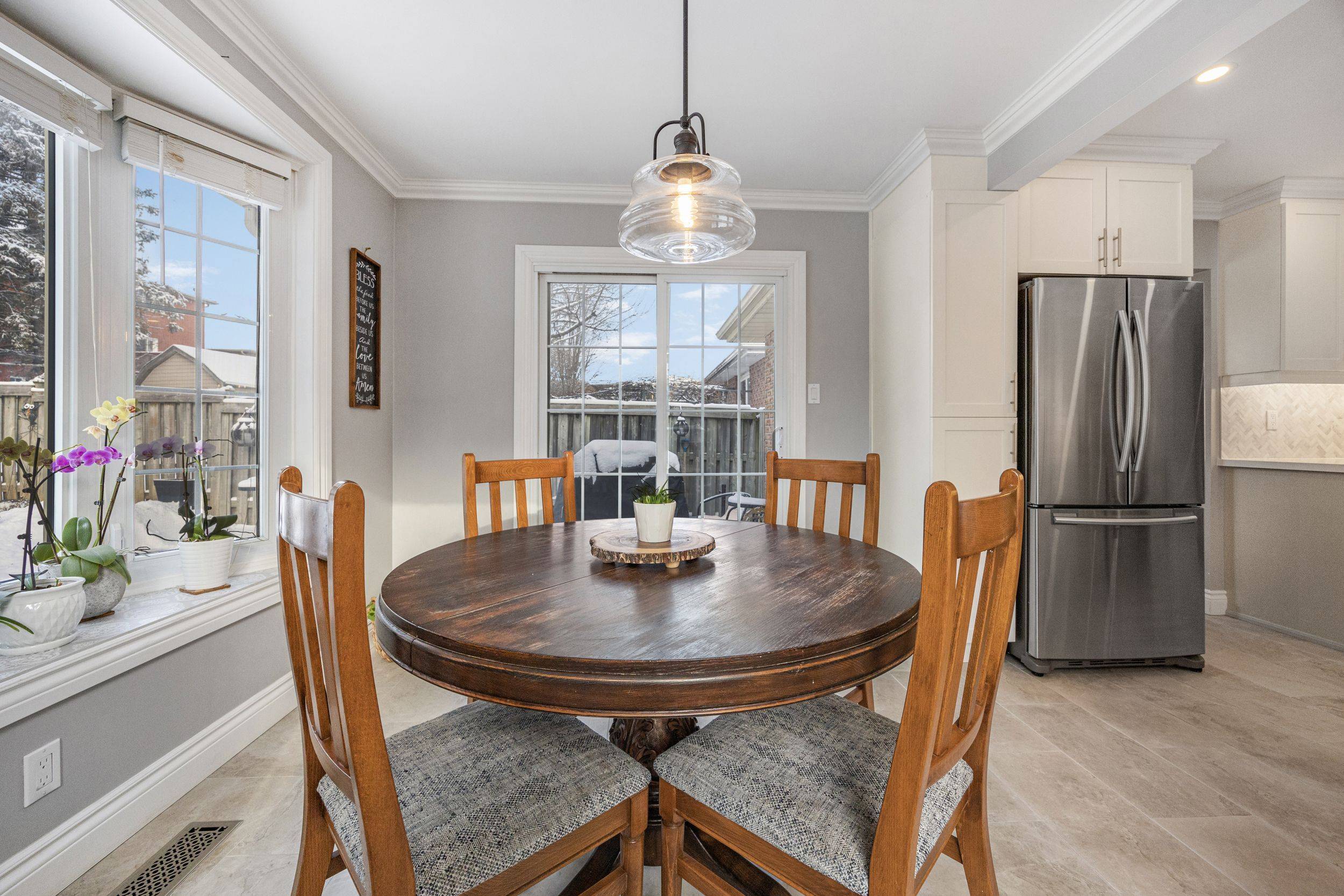 Bradford West Gwillimbury, ON L3Z 2W2,188 Melbourne DR