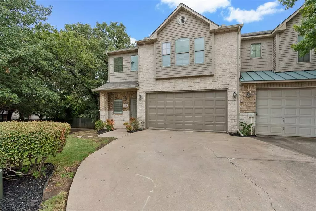 Irving, TX 75061,4216 Towne Lake Court