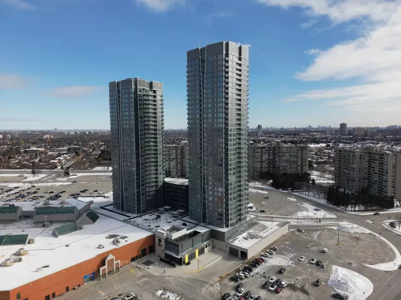 30 Upper Mall WAY #2311, Vaughan, ON L4J 0L7