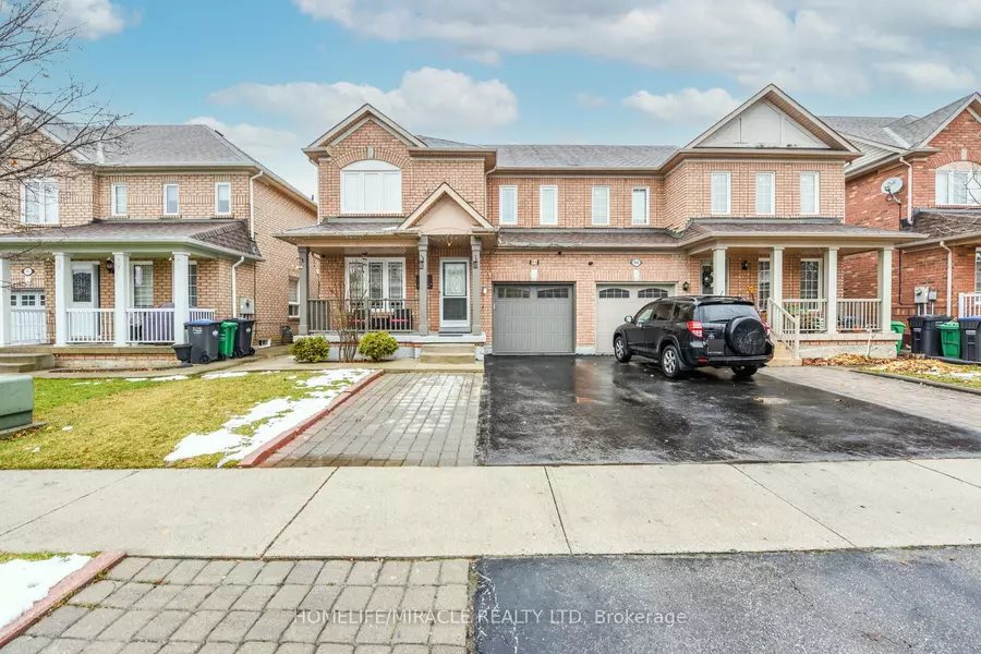 94 Saintsbury CRES, Brampton, ON L6R 2V8