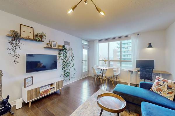 35 Merton ST #1008, Toronto C10, ON M4S 3G4