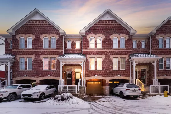 10 Porter AVE W #38, Vaughan, ON L4L 0H1