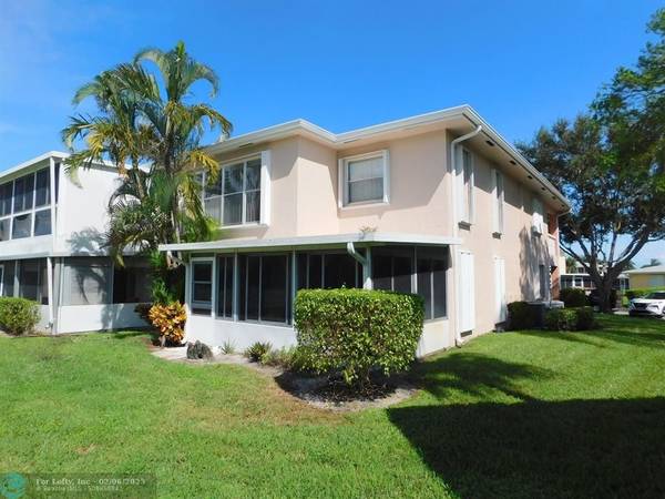 Delray Beach, FL 33445,1740 NW 19th Ter  #201