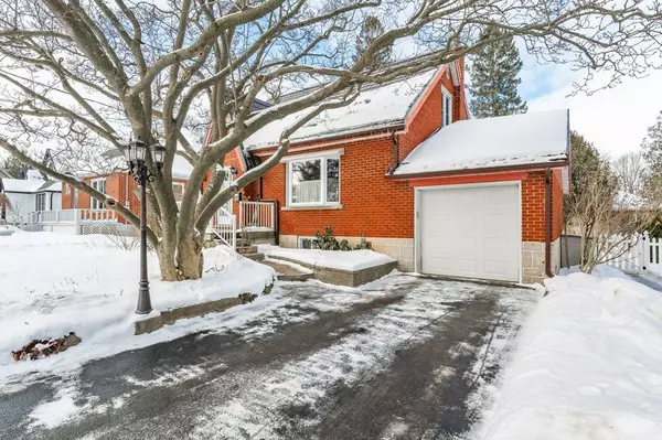 Guelph, ON N1E 2T3,8 Hepburn AVE