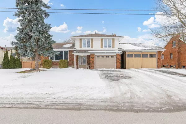 Lambton Shores, ON N0N 1J0,86 MAC NAB ST