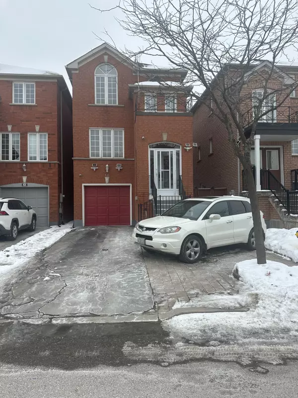 18 Yellowood CIR, Vaughan, ON L4J 8L9