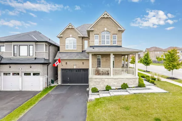 2 Hackett ST, East Gwillimbury, ON L9N 0P8