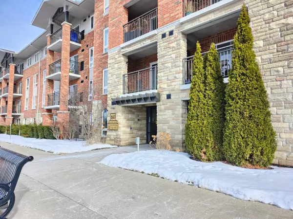 60 Lynnmore ST #307, Guelph, ON N1L 0J8