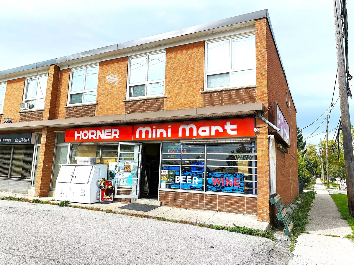 Toronto W06, ON M8W 2B3,434 Horner AVE #2