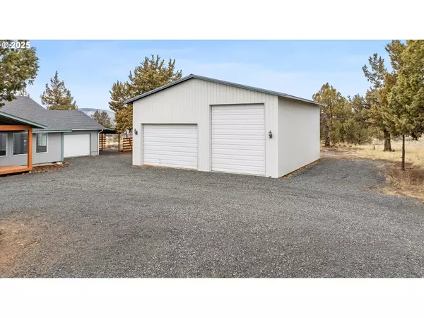 Terrebonne, OR 97760,11122 SW PENINSULA DR