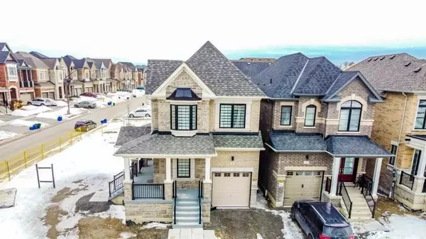 1 Dorian DR, Whitby, ON L1P 0B8