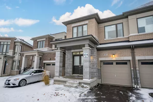 Whitby, ON L1P 0L4,49 Conarty CRES