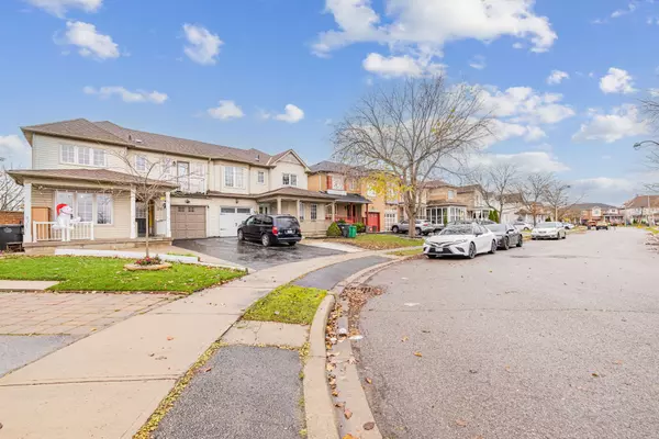 Brampton, ON L6R 2G7,24 Seaside CIR