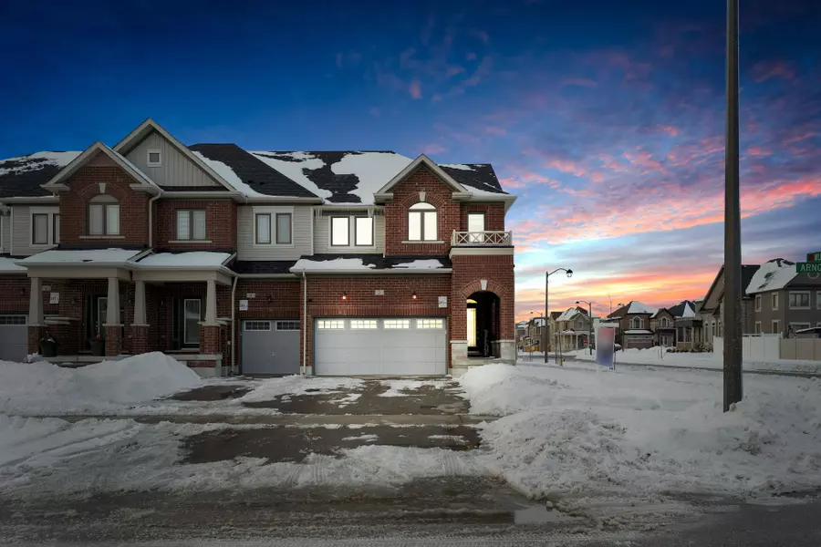 2 Arnold CRES, New Tecumseth, ON L9R 0T7