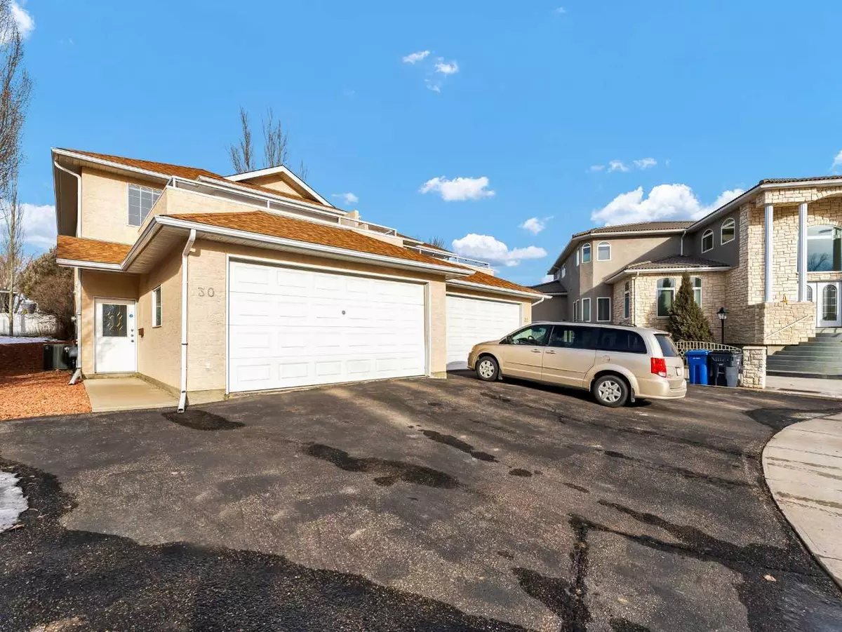 Medicine Hat, AB T1B4N4,30 Taylor Mews SE