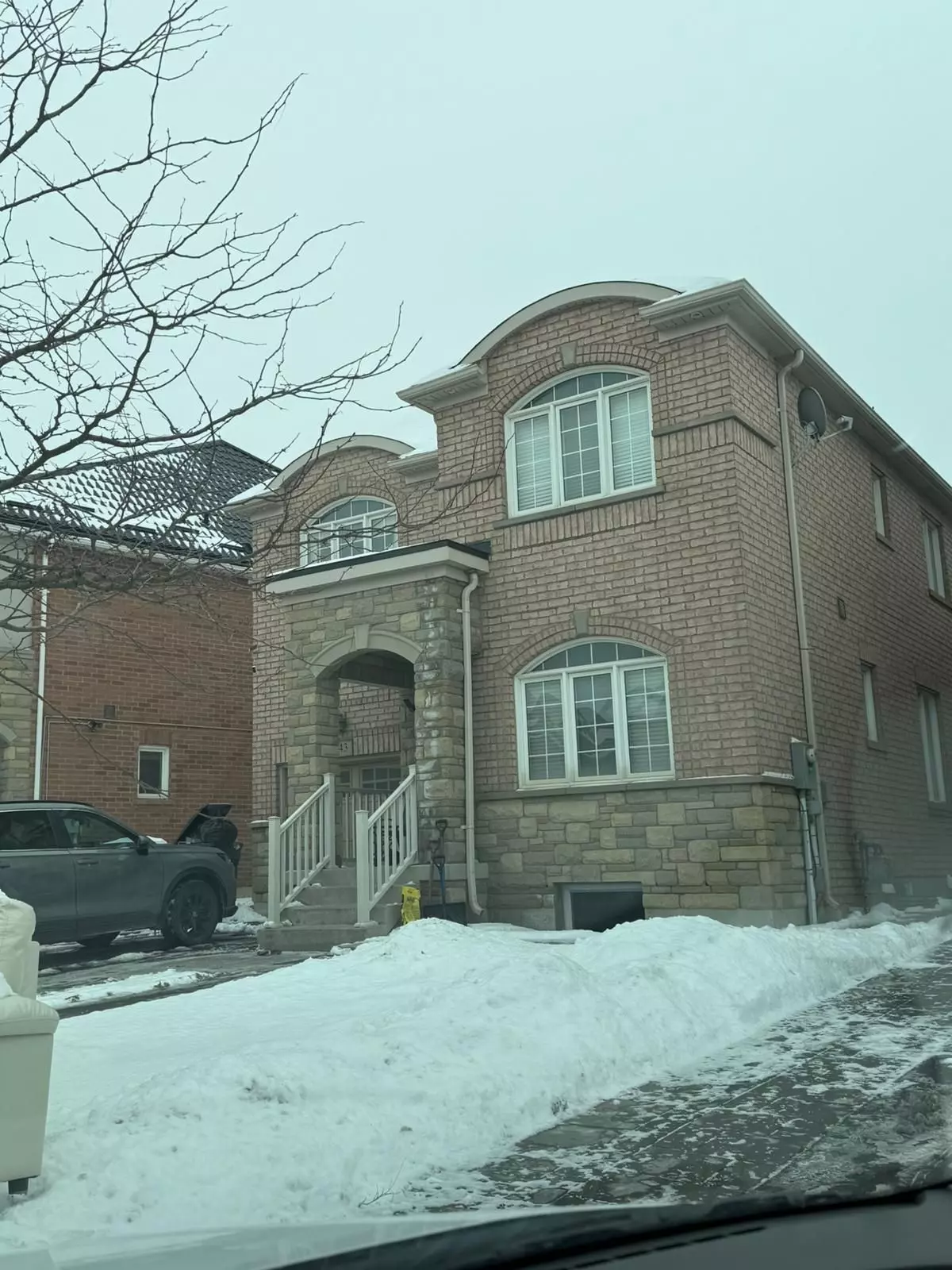 Brampton, ON L6P 3K6,43 Napoleon CRES N #Basement