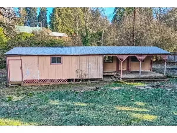 785 NE 6TH AVE, Estacada, OR 97023