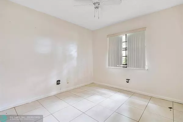 Fort Lauderdale, FL 33351,3667 NW 94th Ave  #4J