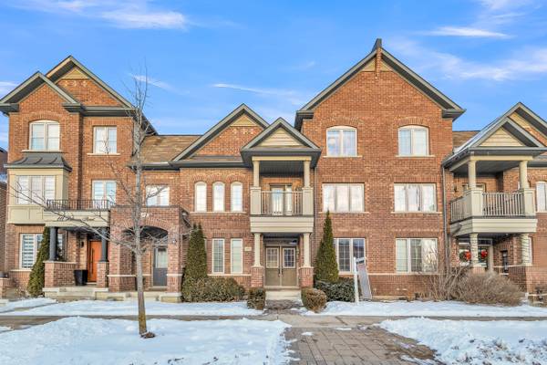 107 Barons ST E, Vaughan, ON L4H 3Y2