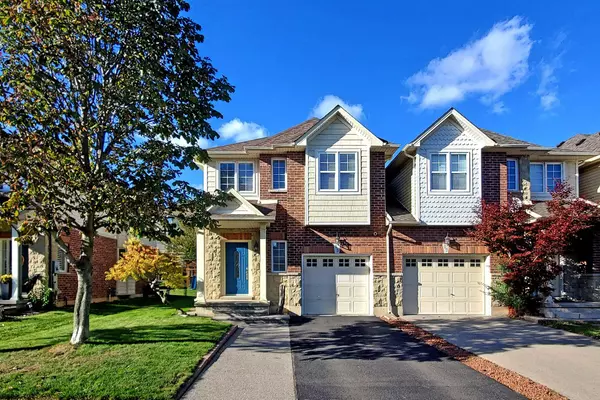 15 Brooking CT, Hamilton, ON L9G 0A6