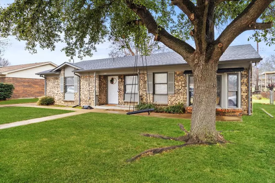 208 Scott Place, Seagoville, TX 75159