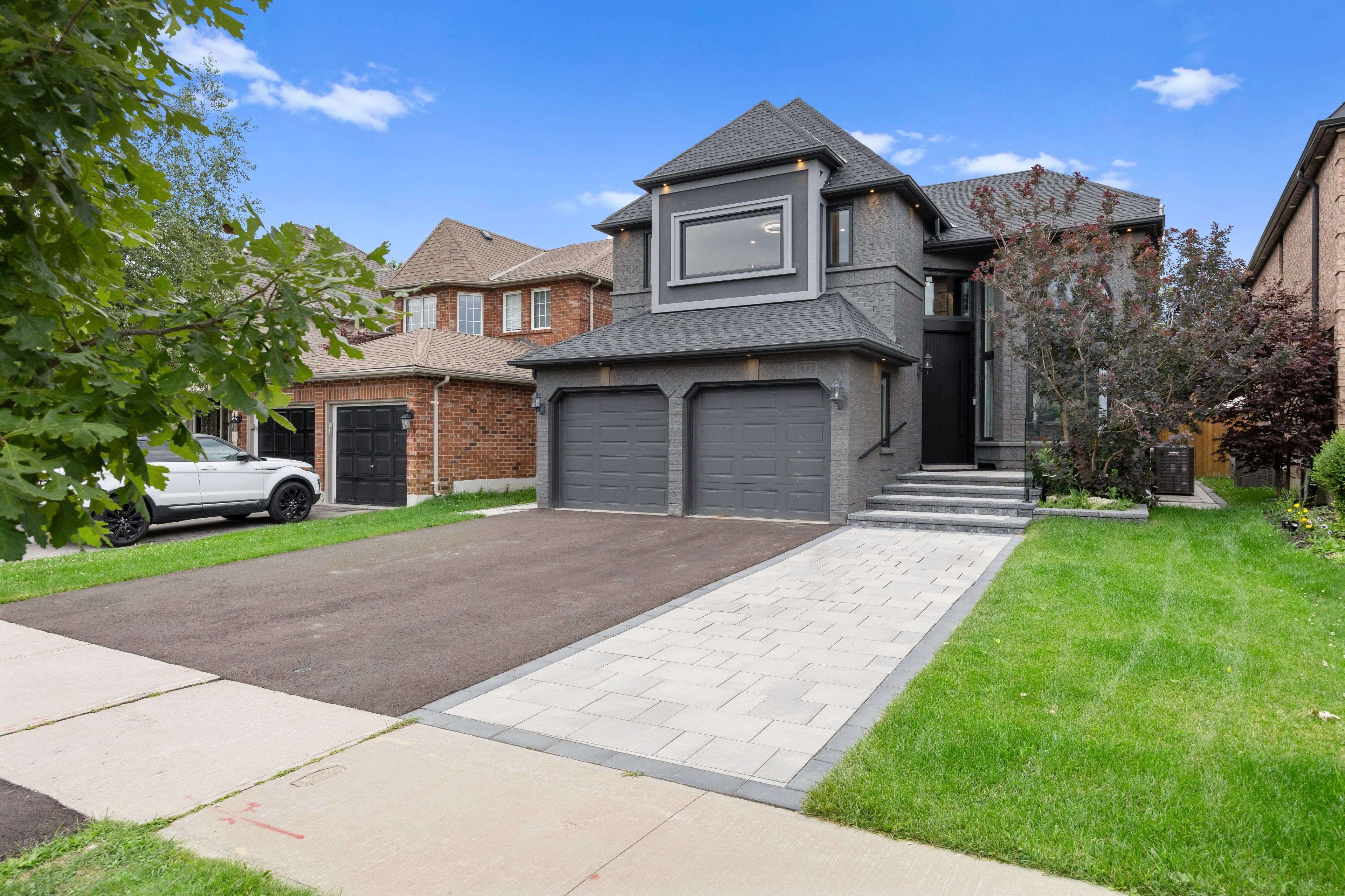 Newmarket, ON L3X 2H9,443 Silken Laumann DR