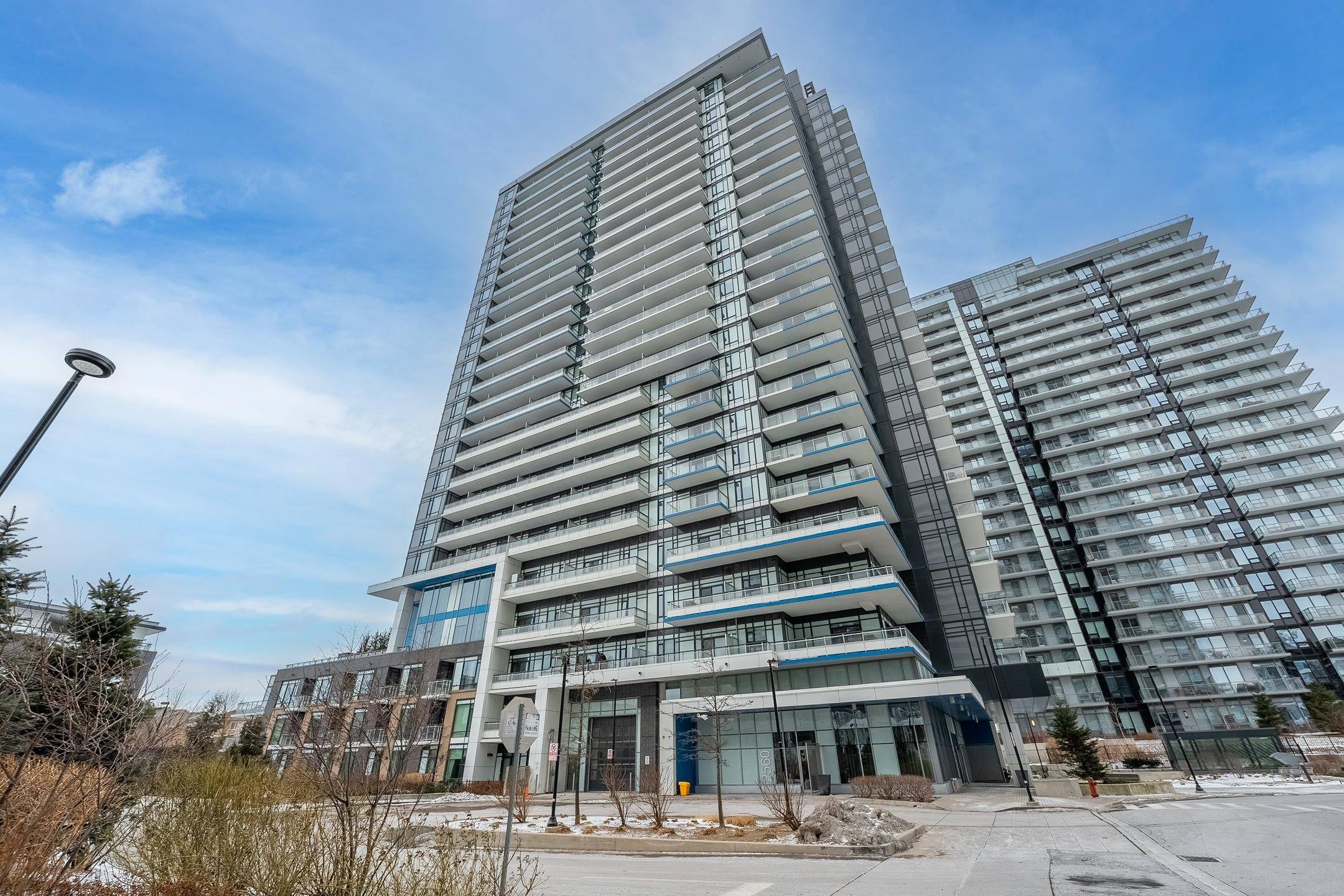 Mississauga, ON L5M 0Y3,2560 Eglinton AVE W #2103