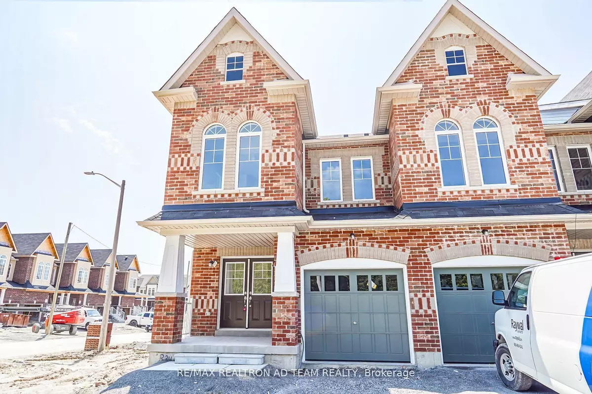 Oshawa, ON L1K 1A5,1228 Jim Brewster CIR