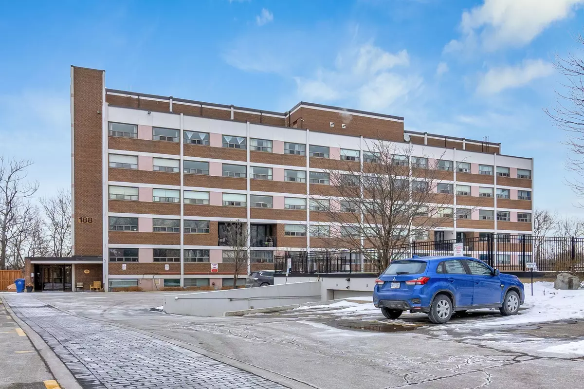 Brampton, ON L6Y 1T8,188 Mill ST S #219