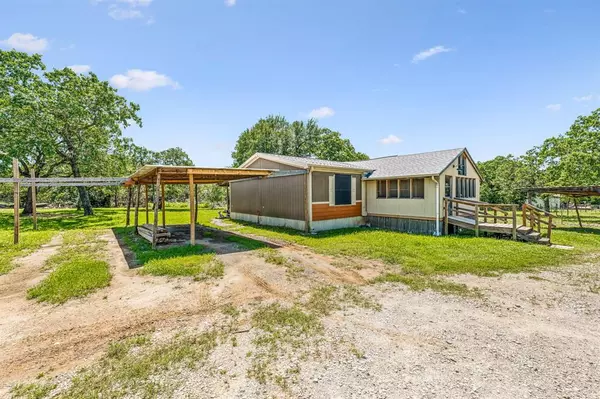 Mineral Wells, TX 76067,450 Whispering Oaks