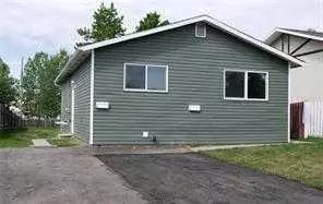 11320 97 ST #A, Grande Prairie, AB T8V 3M9