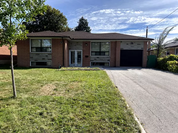 9 Dewlane DR, Toronto C07, ON M2R 2P7