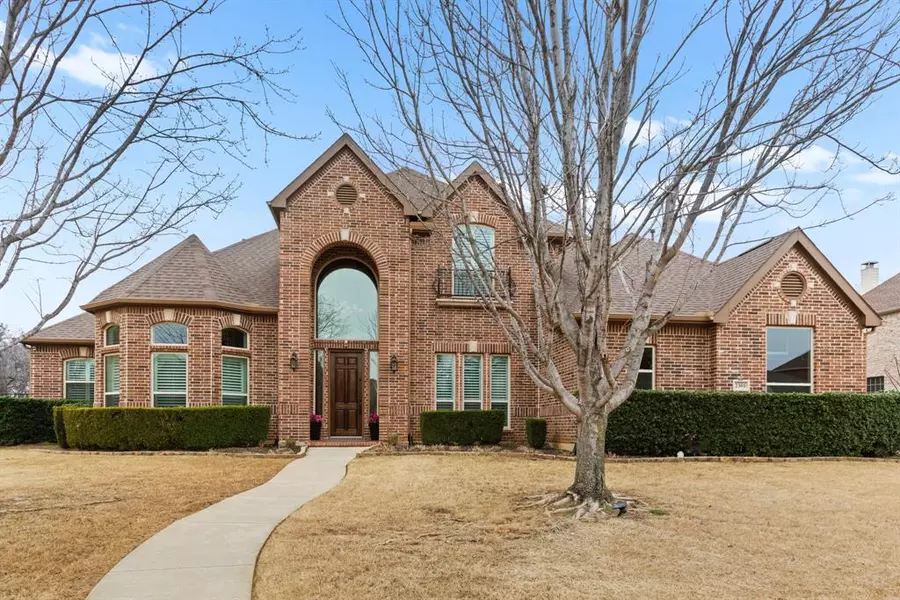 2301 Roadrunner Drive, Flower Mound, TX 75022