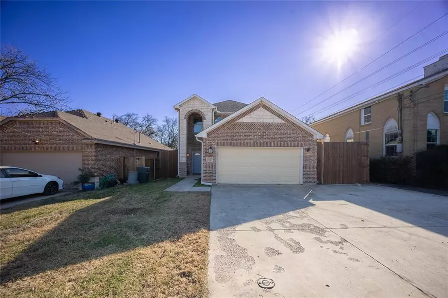 2127 Spikes Street, Grand Prairie, TX 75051