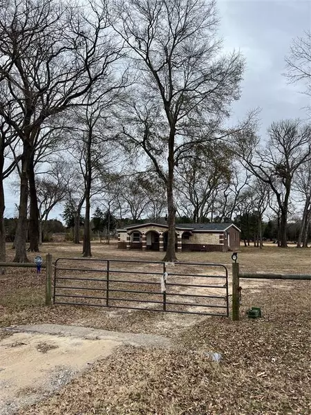 4066 Laster Road, Athens, TX 75752