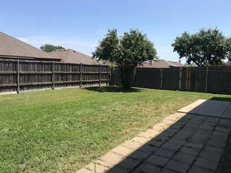 2053 Meadow Park Drive, Princeton, TX 75407