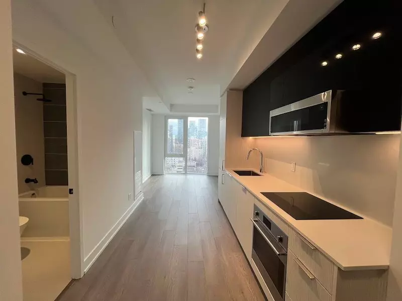 308 Jarvis ST #1202, Toronto C08, ON M5B 0E3