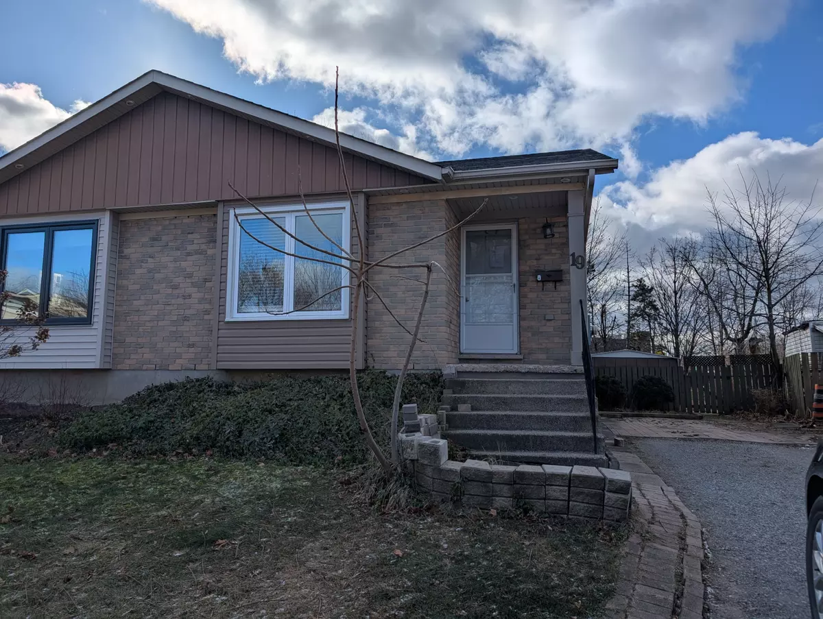 St. Catharines, ON L2M 7R7,19 CECELIA CT