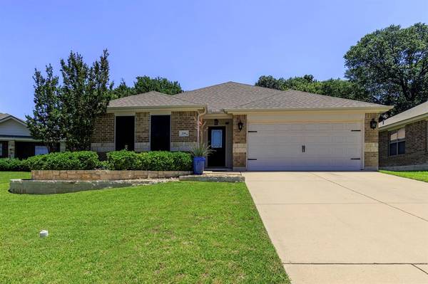 235 Carriage Drive, Willow Park, TX 76087