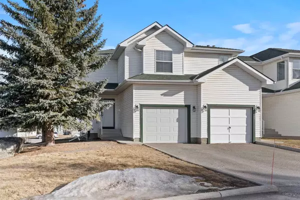 169 Sandpiper LN NW, Calgary, AB T3K 4L7