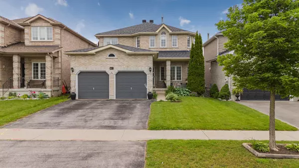 66 Penvill TRL, Barrie, ON L4N 5C5