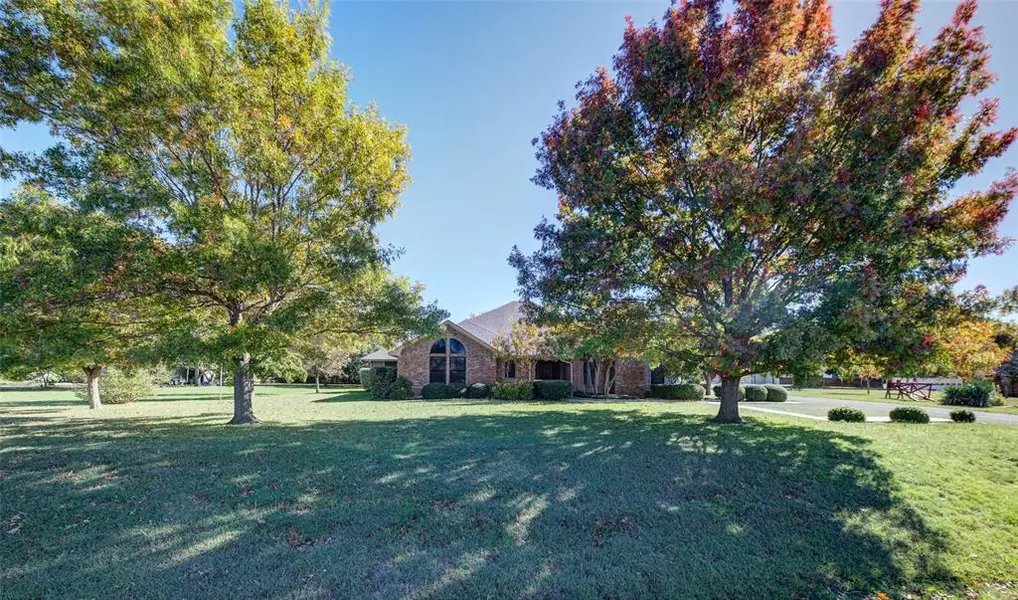 18786 Creekview Road, Sanger, TX 76266