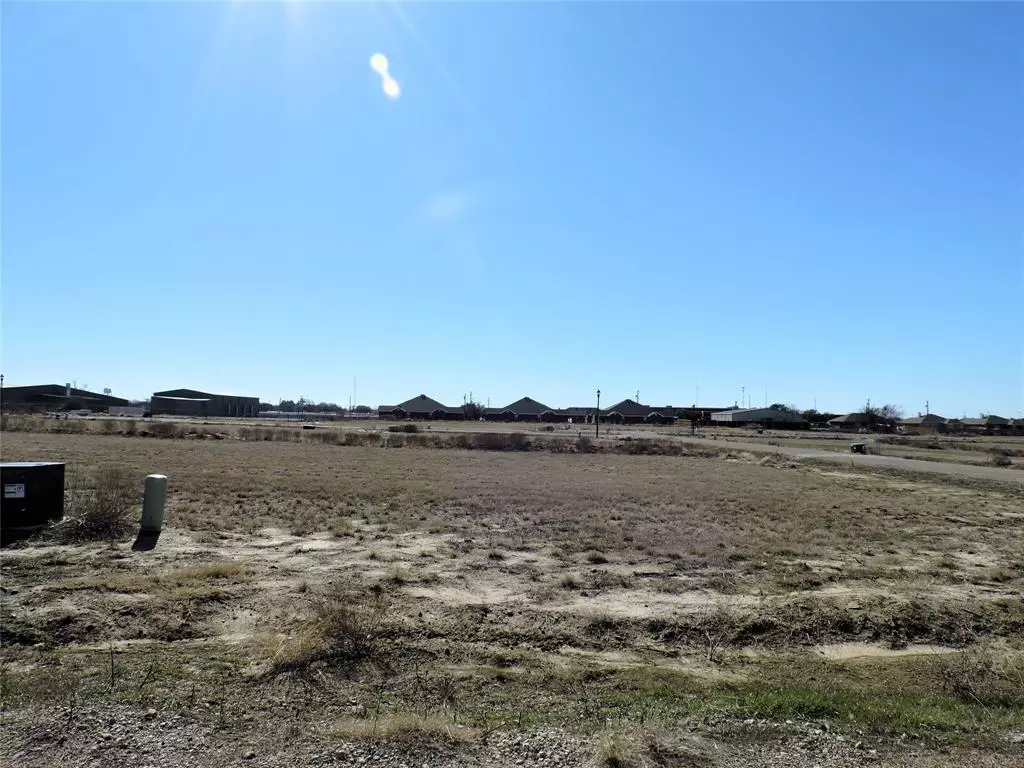 Mabank, TX 75147,0 Lawson Avenue