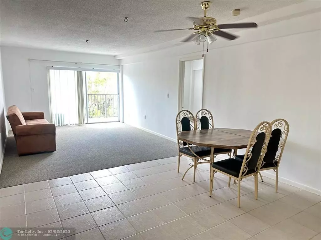 Sunny Isles Beach, FL 33160,201 180th Dr  #213