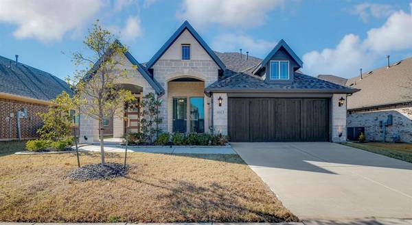 1013 Clydeview Road, Forney, TX 75126