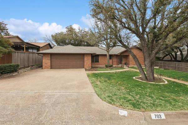 703 Terrace Drive, Weatherford, TX 76086