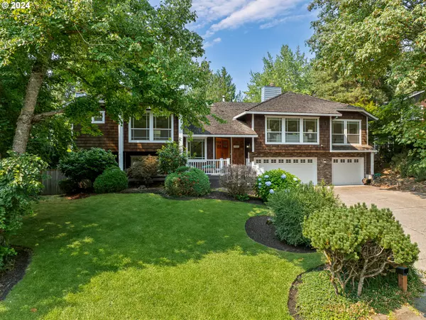 Lake Oswego, OR 97034,3037 TOLKIEN LN