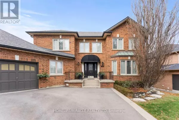 46 Chatsworth CT, Vaughan, ON L4L 7E9