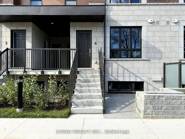 4015 Hickory DR #TH06, Mississauga, ON L4W 1L1