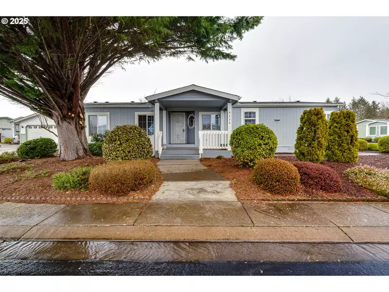 5228 HARVEST LOOP, Eugene, OR 97402